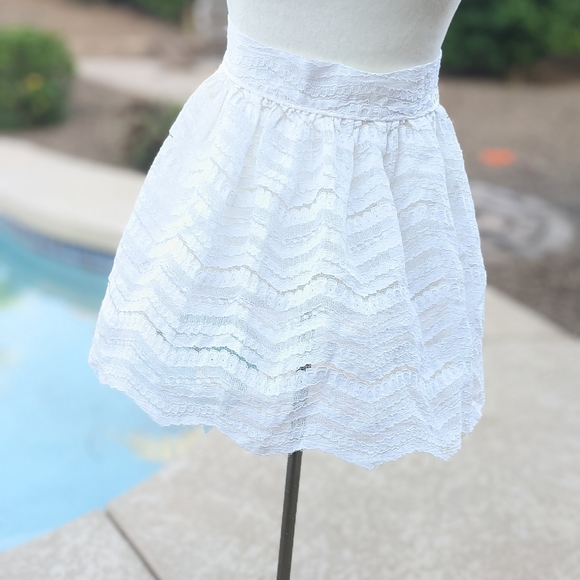 Vintage Marjon of California half lace apron
